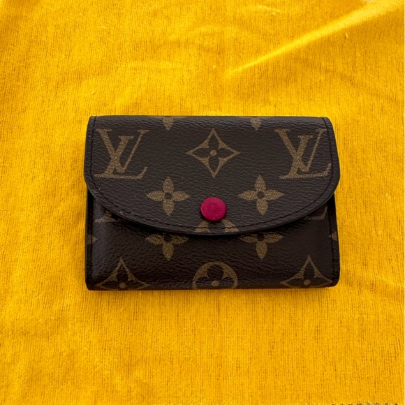 Authentic Louis Vuitton purse - Picture 2 of 4